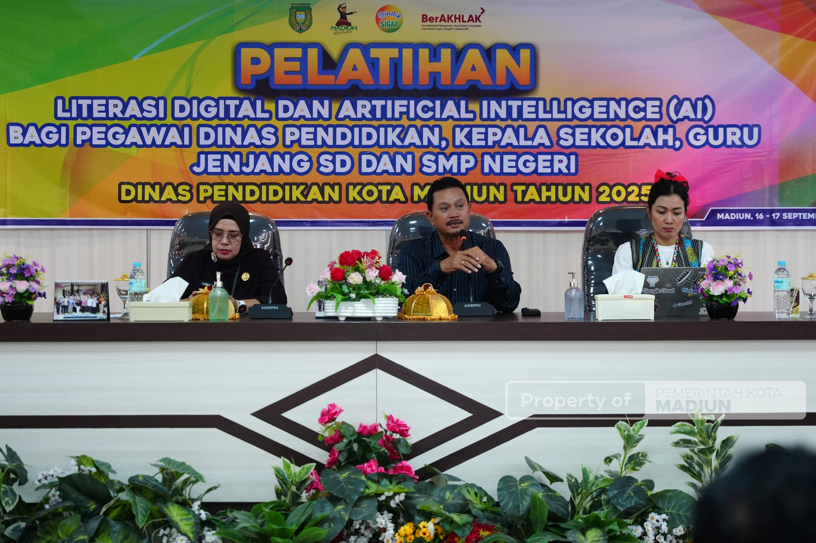 Wali Kota Hadiri Pelatihan Literasi Digital dan Pemanfaatan AI di Dindik Kota Madiun